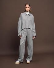 Lade das Bild in den Galerie-Viewer, DRYKORN Bluse Oshia Grey