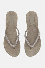 Lade das Bild in den Galerie-Viewer, ILSE JACOBSEN Zehentrenner Cheerful - Strass Atmosphere