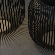 Lade das Bild in den Galerie-Viewer, BLOMUS LED Mobile Laterne Lito M black