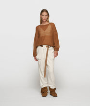 Lade das Bild in den Galerie-Viewer, 10DAYS AMSTERDAM The Thin Sweater Suede - Feinstrickpullover