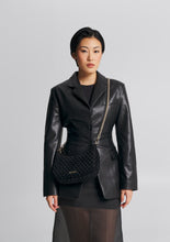 Lade das Bild in den Galerie-Viewer, HEY MARLY Tasche Lifetime Lover Velvet S Black