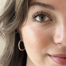 Lade das Bild in den Galerie-Viewer, SUSICALA Creolen London L Gold Plated