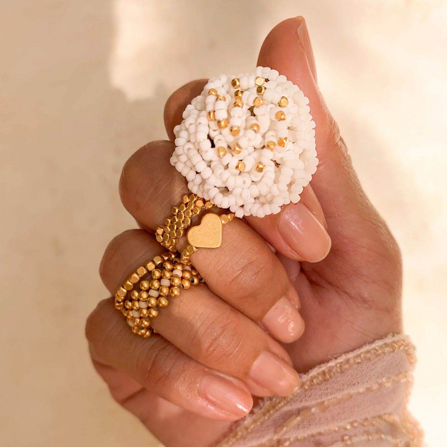 IBU Jewels Ring Rose White RZ01