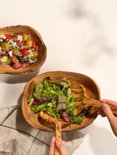 Lade das Bild in den Galerie-Viewer, ASA SELECTION Schale aus Olivenholz in 2 Größen