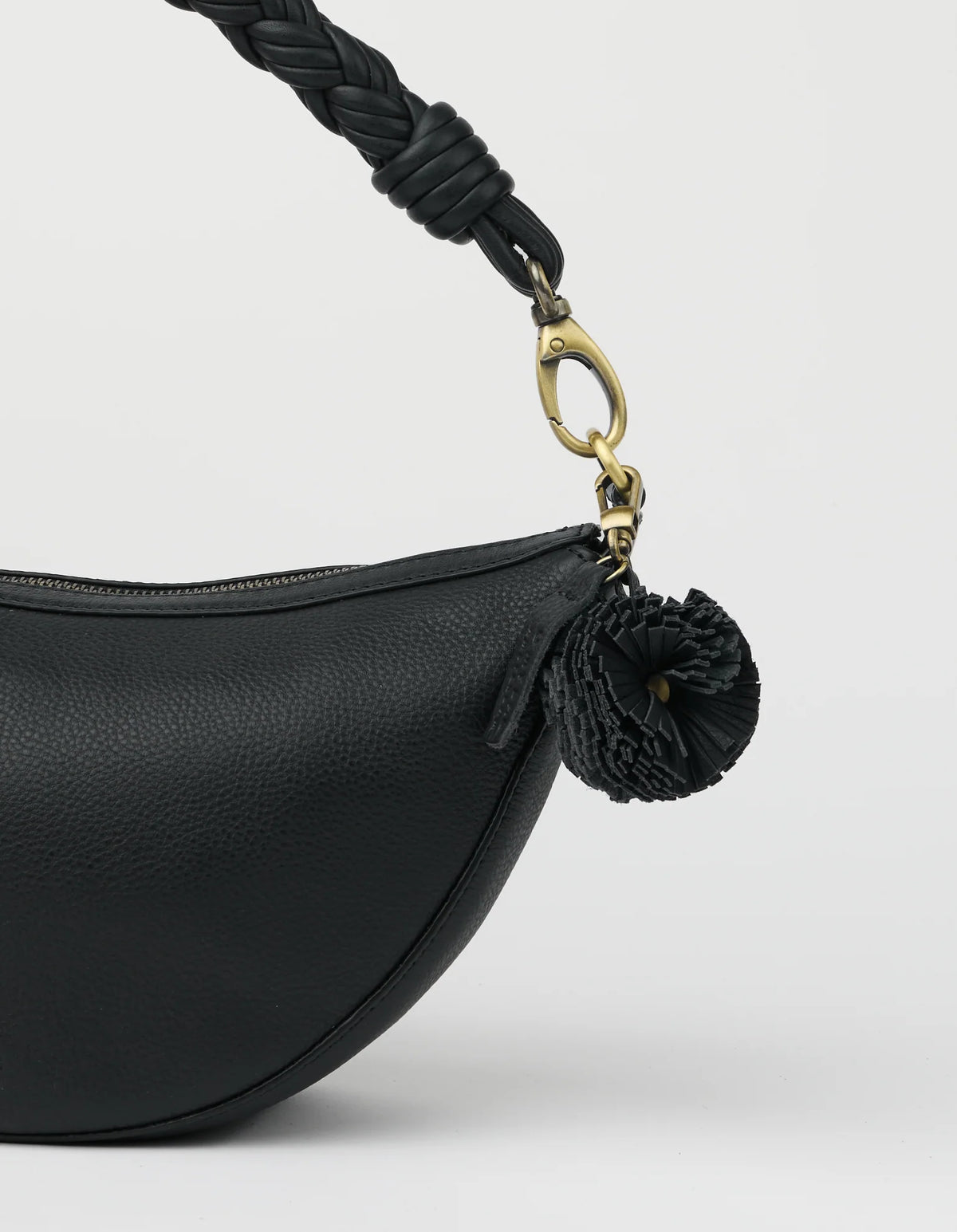 O MY BAG Bag Charm Pom Pom - Black Soft Grain
