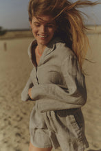 Lade das Bild in den Galerie-Viewer, PENN & INK N.Y. Shorts aus Leinen - Cool Grey