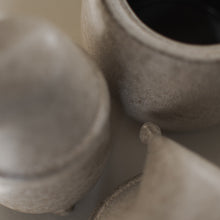 Lade das Bild in den Galerie-Viewer, DBKD Eating Santa - Santadose in 2 Größen