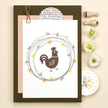 Lade das Bild in den Galerie-Viewer, PERLENFISCHER Stempel Hahn C110