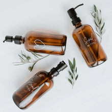 Lade das Bild in den Galerie-Viewer, EULENSCHNITT Seifenspender Herz aus Braunglas