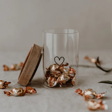 Lade das Bild in den Galerie-Viewer, EULENSCHNITT Mini Vorratsglas Herz schwarz