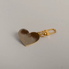 Lade das Bild in den Galerie-Viewer, EULENSCHNITT Schlüsselanhänger Dog Lover