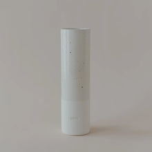 Lade das Bild in den Galerie-Viewer, EULENSCHNITT Vase Love in 2 Größen