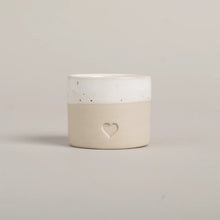 Lade das Bild in den Galerie-Viewer, EULENSCHNITT Eierbecher Herz
