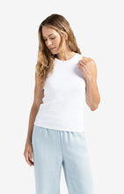 Lade das Bild in den Galerie-Viewer, YAYA Top mit Backprint