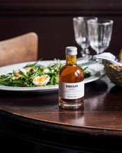 Lade das Bild in den Galerie-Viewer, NICOLAS VAHE - Sherry Essig