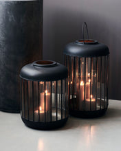 Lade das Bild in den Galerie-Viewer, HOUSE DOCTOR Laterne Pamal Antik in 2 Größen