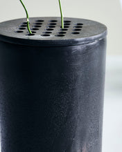 Lade das Bild in den Galerie-Viewer, HOUSE DOCTOR Vase Flow