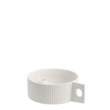 Lade das Bild in den Galerie-Viewer, STOREFACTORY Kerzenhalter Lidaby weiß - klein