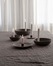 Lade das Bild in den Galerie-Viewer, STOREFACTORY Kerzenhalter Holmby Large Braun