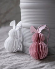 Lade das Bild in den Galerie-Viewer, STOREFACTORY Hilma Hängedekoration Bunny