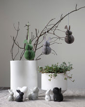 Lade das Bild in den Galerie-Viewer, STOREFACTORY Hilma Hängedekoration Bunny