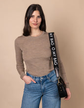 Lade das Bild in den Galerie-Viewer, O MY BAG Canvas Logo Strap Gurt Maxi Black