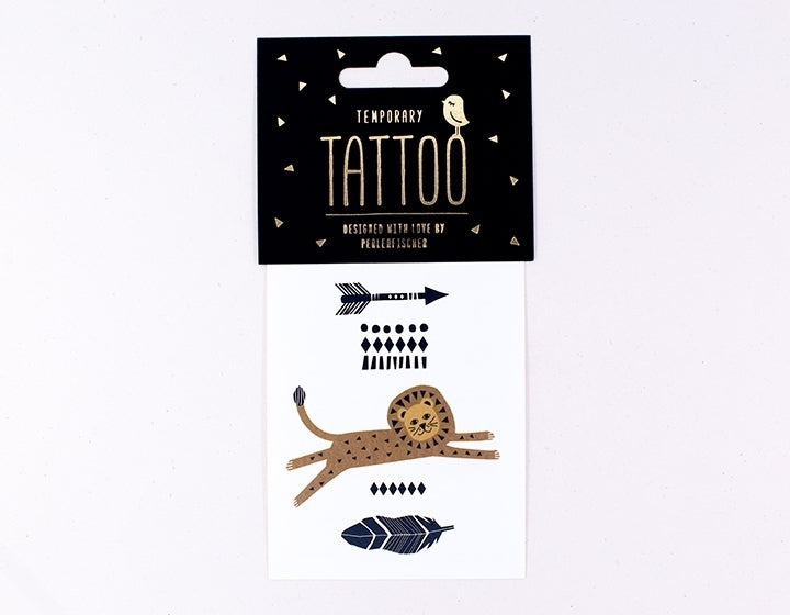 PERLENFISCHER Tattoo Löwe & Feder
