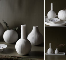 Lade das Bild in den Galerie-Viewer, STOREFACTORY Vena Kerzenhalter weiß