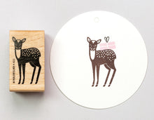 Lade das Bild in den Galerie-Viewer, PERLENFISCHER Stempel Rehkitz