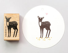 Lade das Bild in den Galerie-Viewer, PERLENFISCHER Stempel Rehkitz