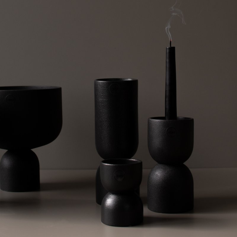 DBKD Post Vase Cast Iron