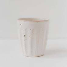 Lade das Bild in den Galerie-Viewer, EULENSCHNITT Becher Colina