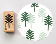 Lade das Bild in den Galerie-Viewer, PERLENFISCHER Stempel Spitztanne