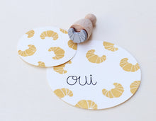 Lade das Bild in den Galerie-Viewer, PERLENFISCHER Stempel 62 - Croissant