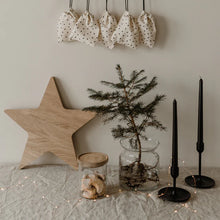 Lade das Bild in den Galerie-Viewer, EULENSCHNITT Brett Stern aus Eiche