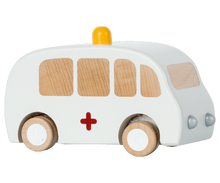 Lade das Bild in den Galerie-Viewer, MAILEG Krankenwagen aus Holz