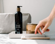 Lade das Bild in den Galerie-Viewer, LEEFF Singing in the Shower - Duschgel Minty Moments