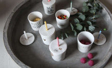 Lade das Bild in den Galerie-Viewer, GOOD OLD FRIENDS Geburtstagsbecher Pustekuchen