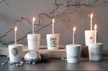 Lade das Bild in den Galerie-Viewer, GOOD OLD FRIENDS Geburtstagsbecher Pustekuchen