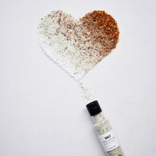 Lade das Bild in den Galerie-Viewer, NICOLAS VAHE Gewürzsalz - Parmesan & Basilikum