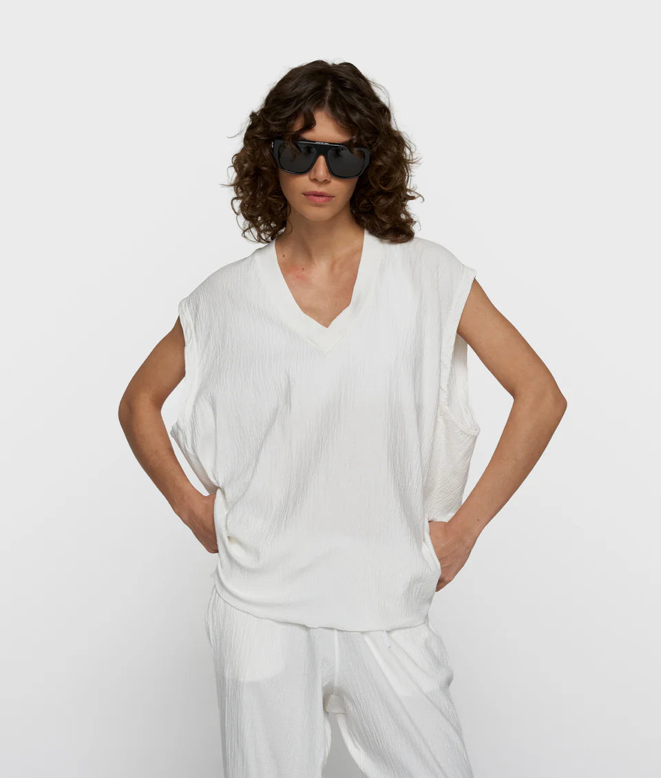 10DAYS AMSTERDAM V-Neck Crinkle Top - Ecru