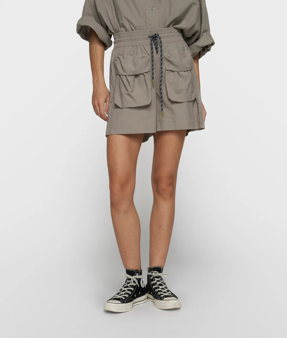 10DAYS AMSTERDAM Crinkle Utility Shorts - Fog