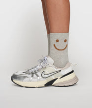 Lade das Bild in den Galerie-Viewer, 10DAYS AMSTERDAM Socks Smile Light Grey
