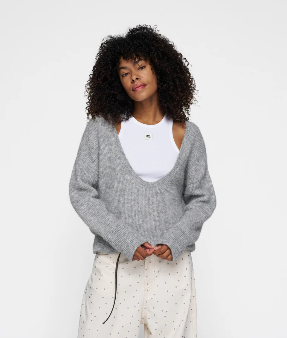 10 DAYS AMSTERDAM Deep Neck Sweater Grey