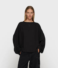 Lade das Bild in den Galerie-Viewer, 10DAYS AMSTERDAM Flowy Blouse Gathering
