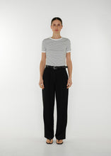 Lade das Bild in den Galerie-Viewer, CLUB L&#39;AVENIR Shirt Jen&#39;CL Stripes
