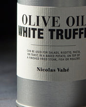 Lade das Bild in den Galerie-Viewer, NICOLAS VAHE Olivenöl mit weißem Trüffel
