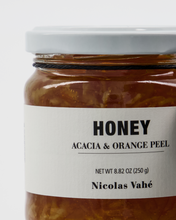 Lade das Bild in den Galerie-Viewer, NICOLAS VAHE Honey Acacia &amp; Orange Peel
