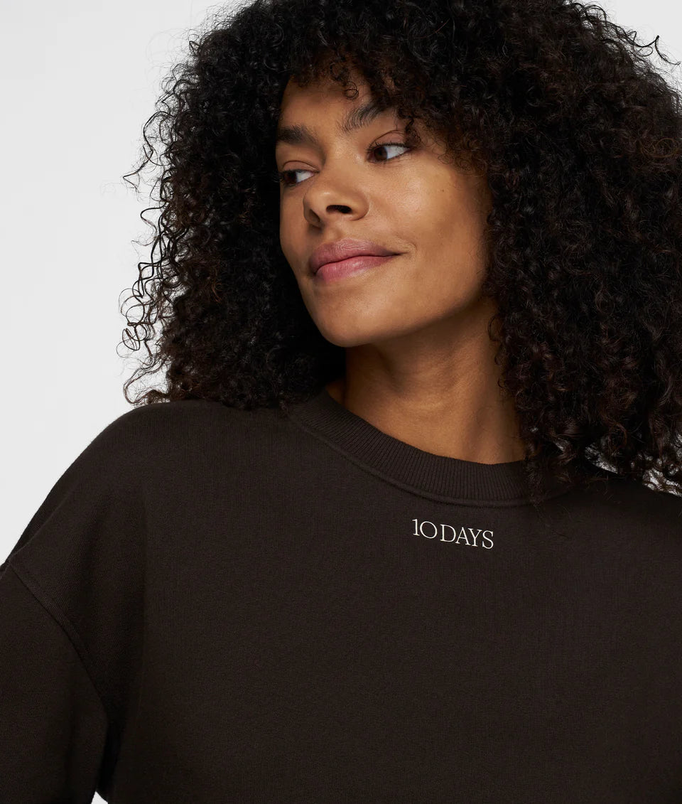 10DAYS AMSTERDAM Cropped Sweater Chocolate
