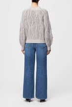 Lade das Bild in den Galerie-Viewer, DRYKORN Pullover Larelya grey

